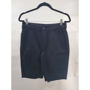 St.John's Bay Women's Shorts‎ Size 6 Black
